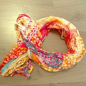 Patterned scarf